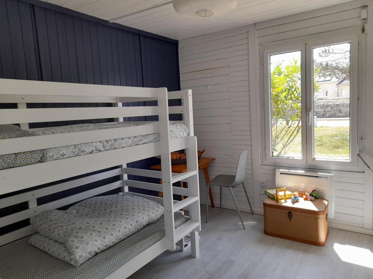 Holiday home Maison Les Pieds Dans La Quineville